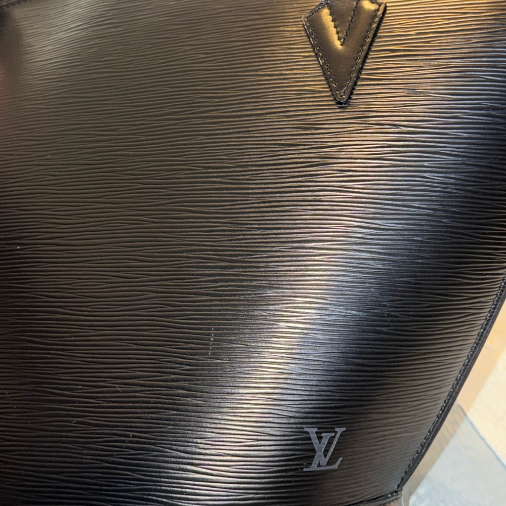 Louis Vuitton Black Epi Saint Jacques Tote Bag - Picture 8 of 16